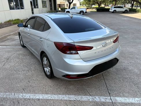 Used 2019 Hyundai Elantra SEL FWD image 8