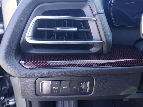 New 2026 Chevrolet Traverse Z71 w/ Enhanced Driving Package image 12