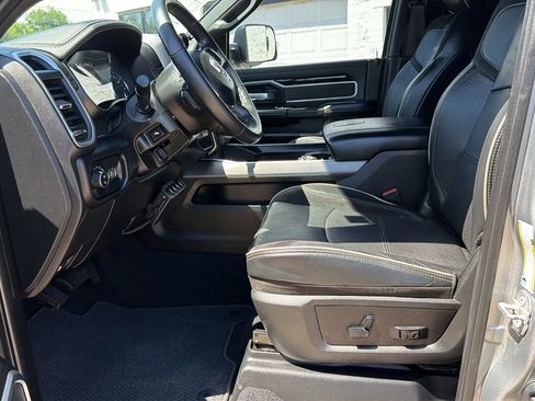 Used 2020 RAM 2500 Laramie w/ Night Edition AWD/4WD image 8
