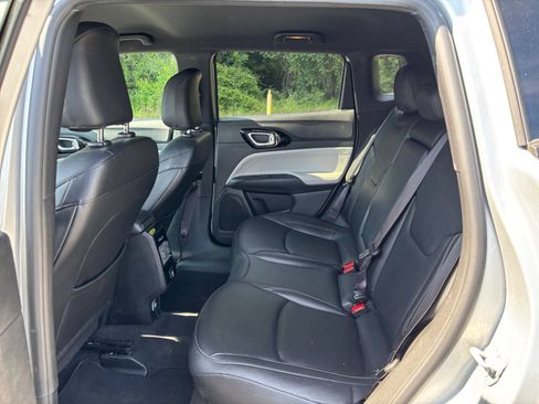 Used 2025 Jeep Compass Limited AWD/4WD image 22