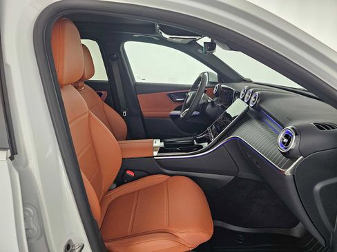 New 2026 Mercedes-Benz GLC 300 4MATIC image 10