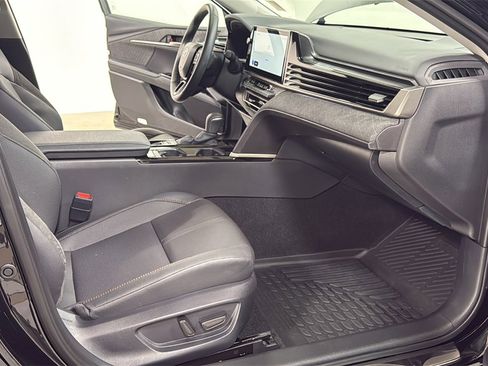 Certified 2025 Toyota Camry XLE image 18