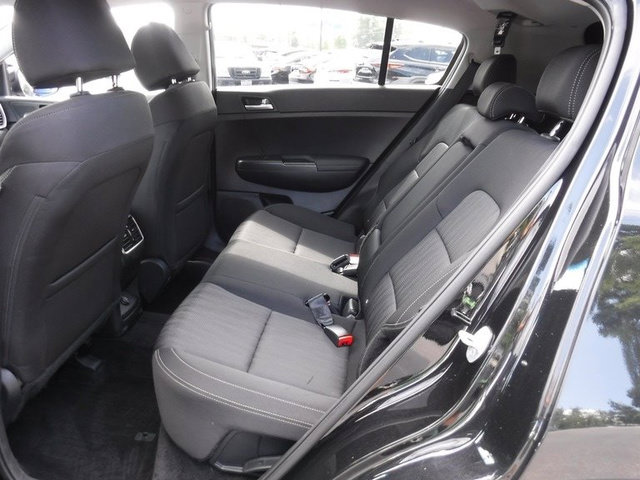 Used 2022 Kia Sportage LX AWD/4WD image 29