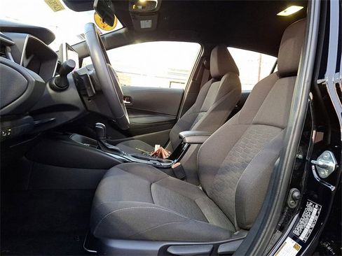 Certified 2024 Toyota Corolla SE image 19