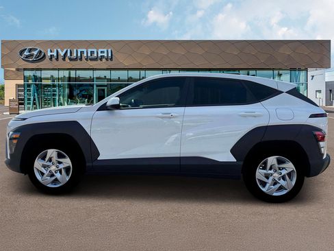 New 2026 Hyundai Kona SE FWD image 3