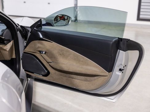 Used 2024 Ferrari Roma image 29