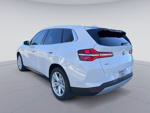 Used 2025 BMW X3 xDrive30i w/ Premium Package image 3