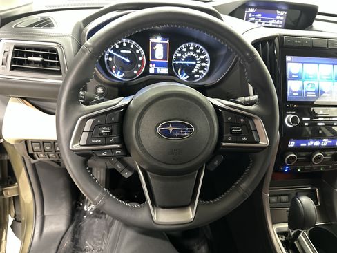 Used 2022 Subaru Ascent Touring AWD/4WD image 18