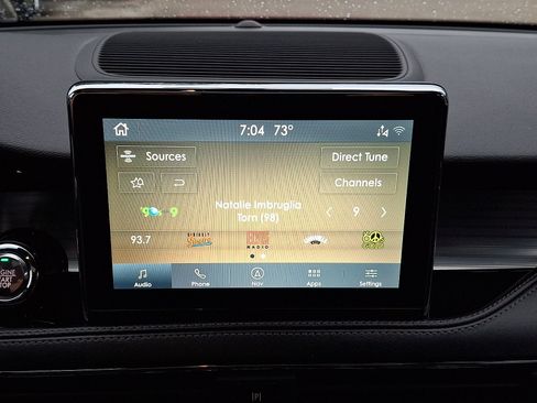 Used 2020 Lincoln Corsair FWD w/ Premium Package image 18