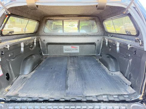 Used 2015 GMC Sierra 1500 SLT AWD/4WD image 37