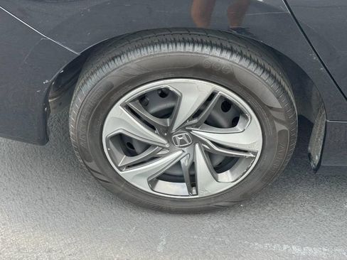 Used 2020 Honda Civic LX image 9