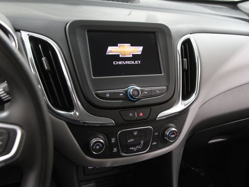 Certified 2022 Chevrolet Equinox LS image 9