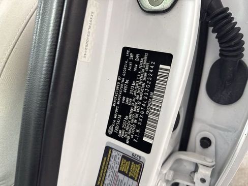 Used 2018 Kia Optima LX w/ 17" Alloy Wheels Package image 35