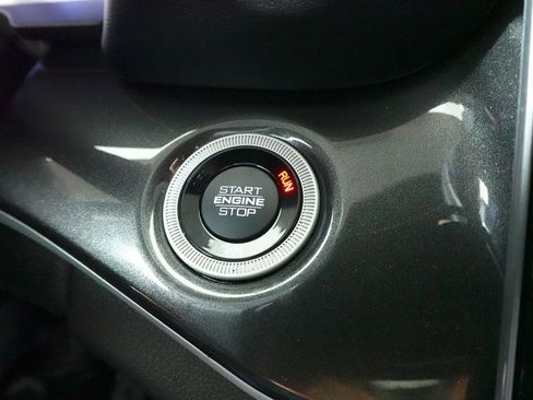 Used 2022 Jeep Grand Cherokee Altitude image 19