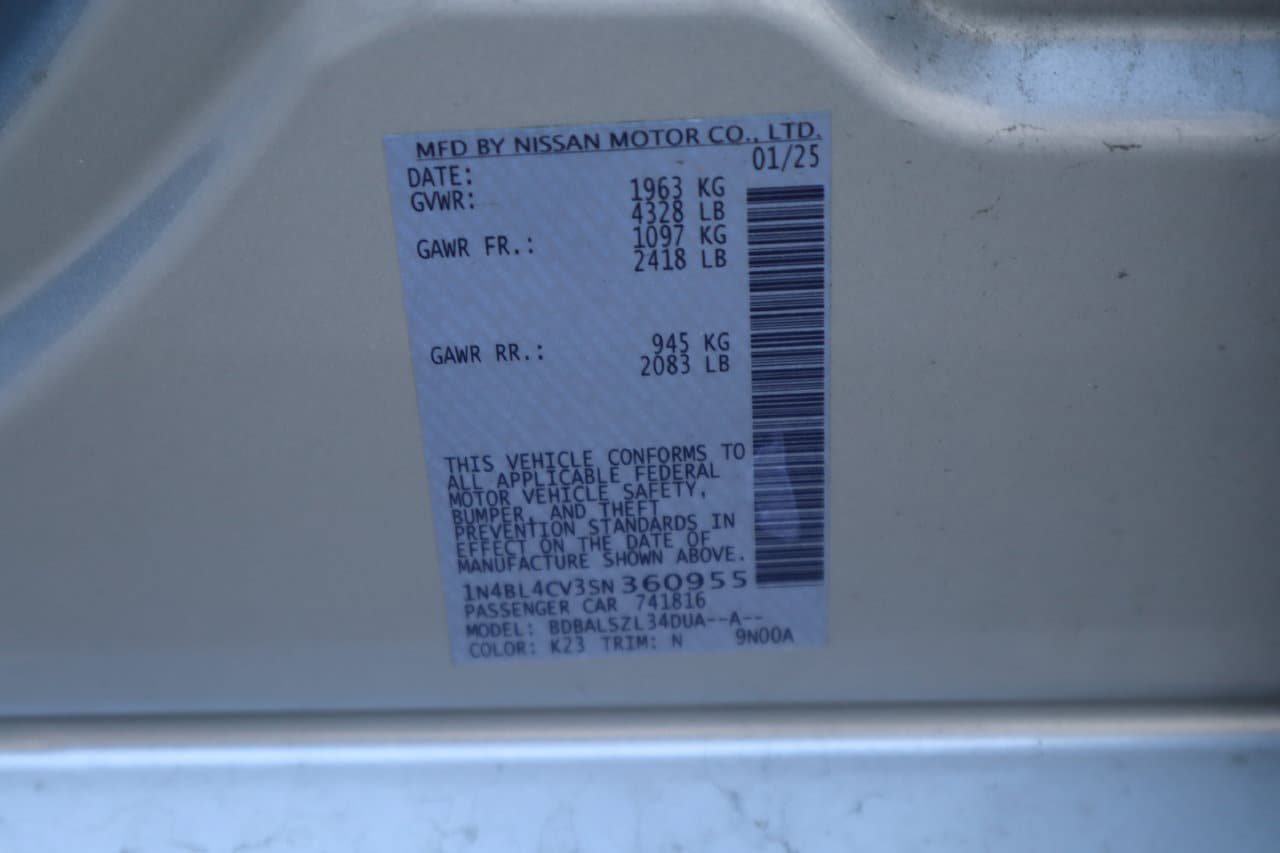 Used 2025 Nissan Altima 2.5 SR FWD image 27