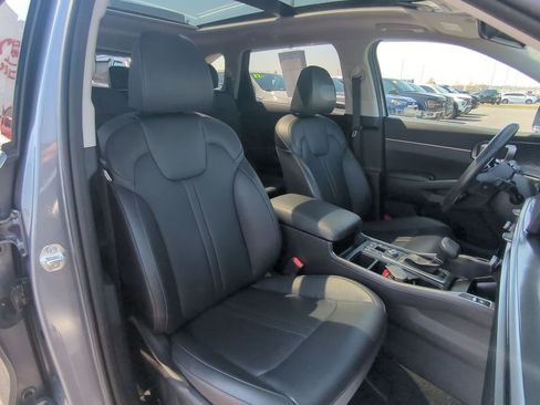Used 2025 Kia Sorento EX w/ Panoramic Sunroof Package FWD image 33