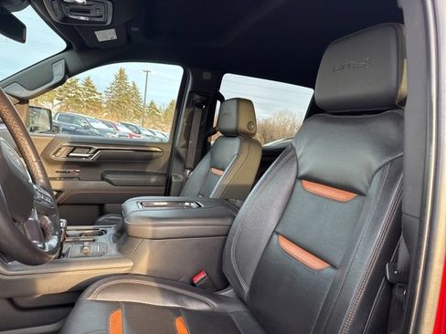 Used 2022 GMC Sierra 1500 AT4 w/ AT4 Premium Package image 11
