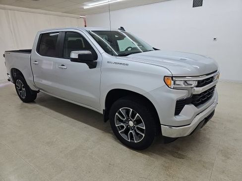 Used 2022 Chevrolet Silverado 1500 LT AWD/4WD image 14
