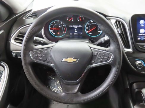 Used 2024 Chevrolet Malibu LS FWD image 9