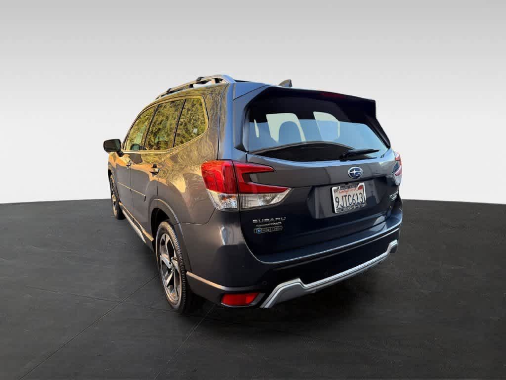Certified 2023 Subaru Forester Touring AWD/4WD image 4