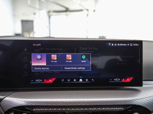 New 2026 BMW 330i xDrive 330i xDrive w/ Premium Package image 17