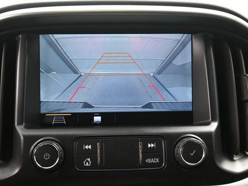 Used 2019 Chevrolet Colorado LT w/ LT Convenience Package image 17