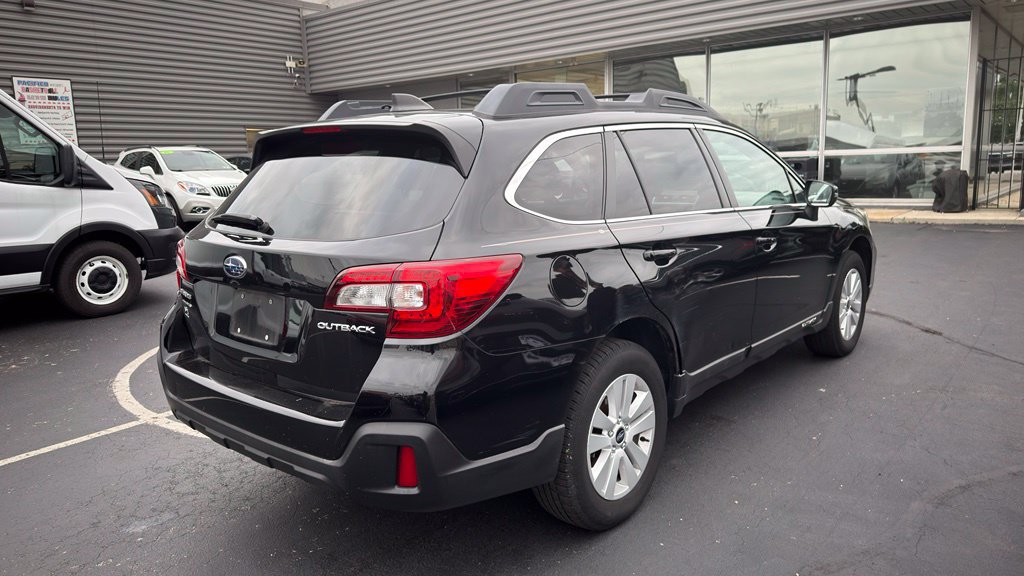 Used 2019 Subaru Outback 2.5i Premium AWD/4WD image 5