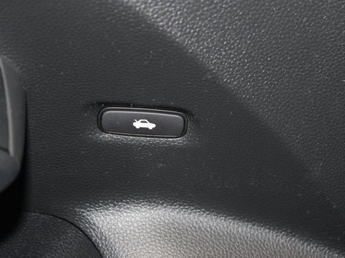 Used 2023 Honda Civic LX image 10