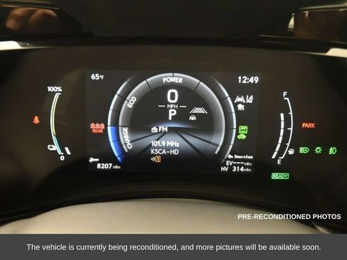 Used 2025 Lexus NX 450h+ F Sport image 19