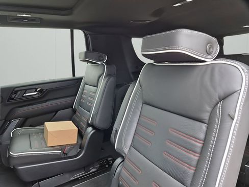 New 2026 GMC Yukon XL AT4 Ultimate image 19