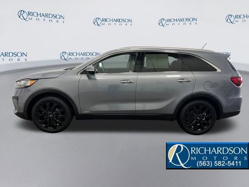 Used 2020 Kia Sorento EX image 3