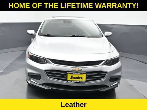 Used 2016 Chevrolet Malibu Premier w/ Driver Confidence Package II FWD image 9