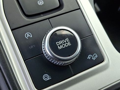 Certified 2023 Ford Explorer XLT AWD/4WD image 24