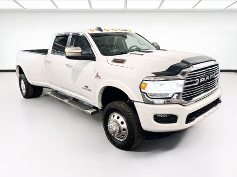 Used 2022 RAM 3500 Laramie image 3