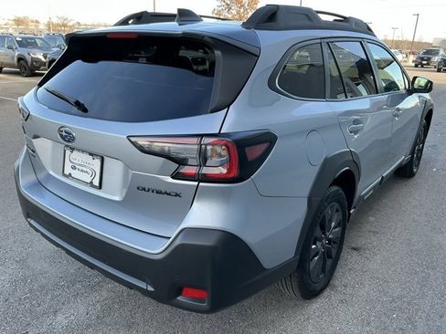 Certified 2024 Subaru Outback Onyx Edition image 7