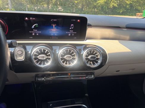 Used 2020 Mercedes-Benz A 220 A 220 image 20