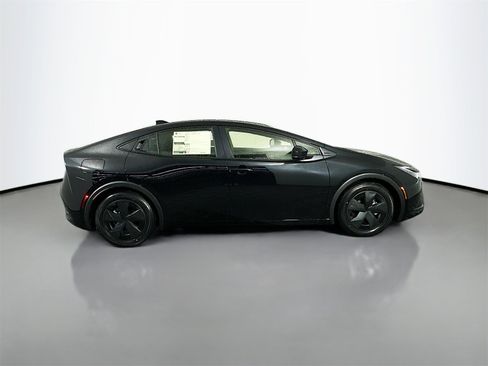 New 2026 Toyota Prius Plug-In Hybrid image 8