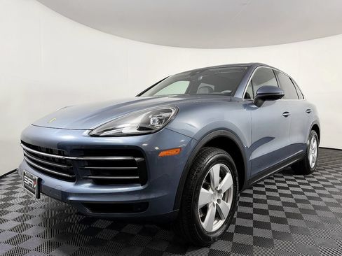 Used 2019 Porsche Cayenne AWD/4WD image 2
