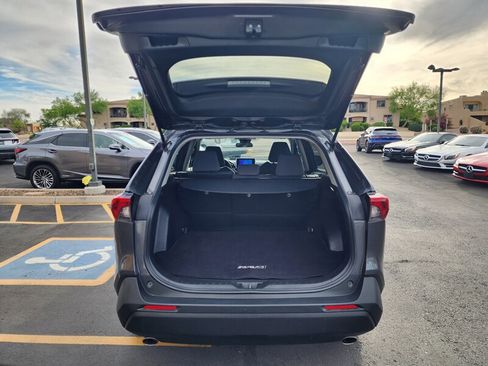 Used 2023 Toyota RAV4 XLE image 12