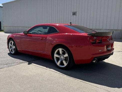 Used 2010 Chevrolet Camaro SS w/ RS Package RWD image 5