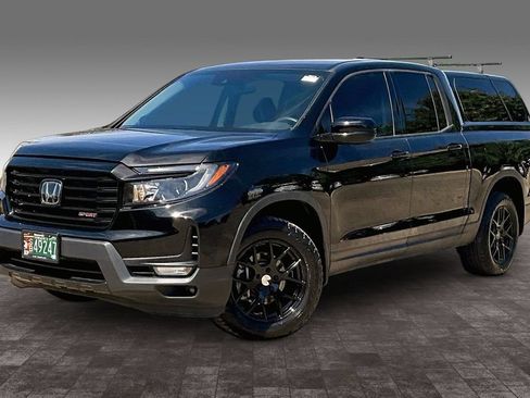 Used 2021 Honda Ridgeline Sport image 2