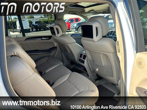 Used 2014 Mercedes-Benz GL 450 4MATIC image 19