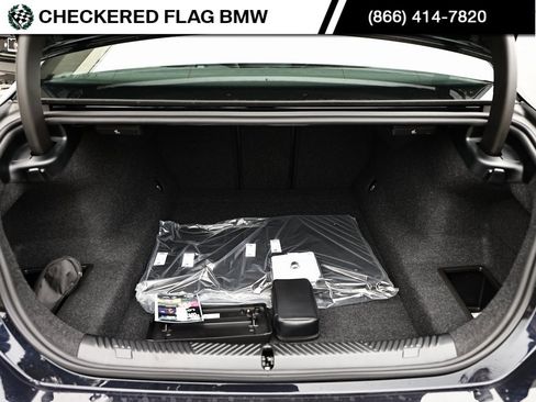 Used 2025 BMW 530i w/ M Sport Package image 30