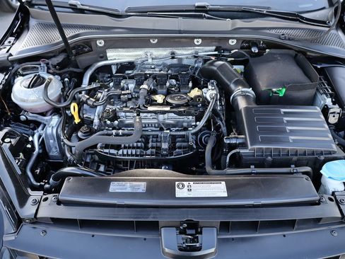 Used 2016 Volkswagen Golf SE FWD image 31