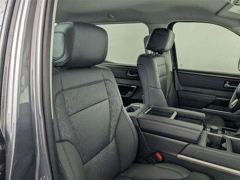Used 2024 Toyota Tundra Limited image 27