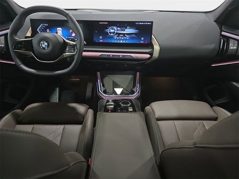 Certified 2025 BMW X3 xDrive30i w/ Convenience Package image 9