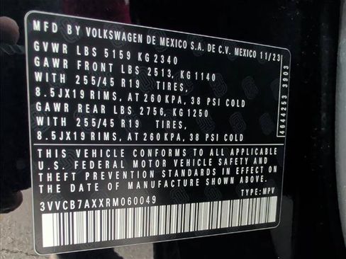 Used 2024 Volkswagen Tiguan SE R-Line FWD image 27