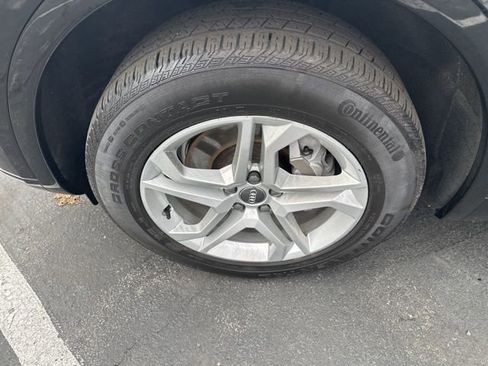 Used 2019 Audi Q5 2.0T Premium w/ Convenience Package image 25