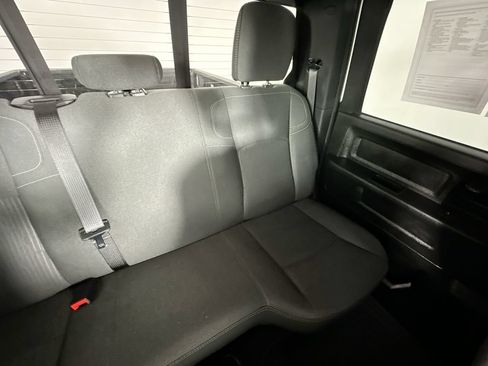 Used 2024 RAM 3500 Tradesman w/ Chrome Appearance Group AWD/4WD image 14