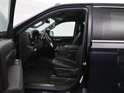 Certified 2025 GMC Sierra 1500 SLT AWD/4WD image 21